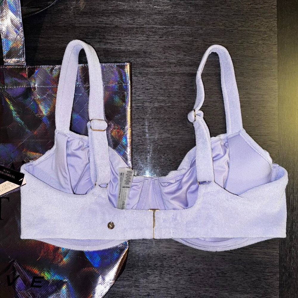 38DD ~ Spring 2022 VICTORIA’S SECRET Lilac Purple Terry Cloth Bikini TOP NWT! - Picture 2 of 4